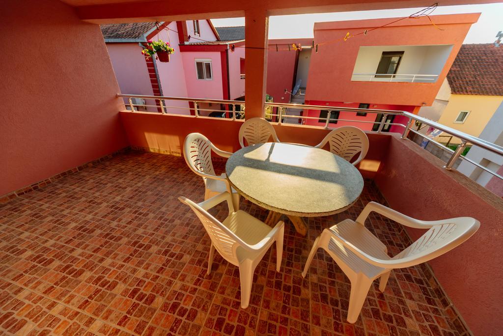 Mc Apartments أولتْسي المظهر الخارجي الصورة